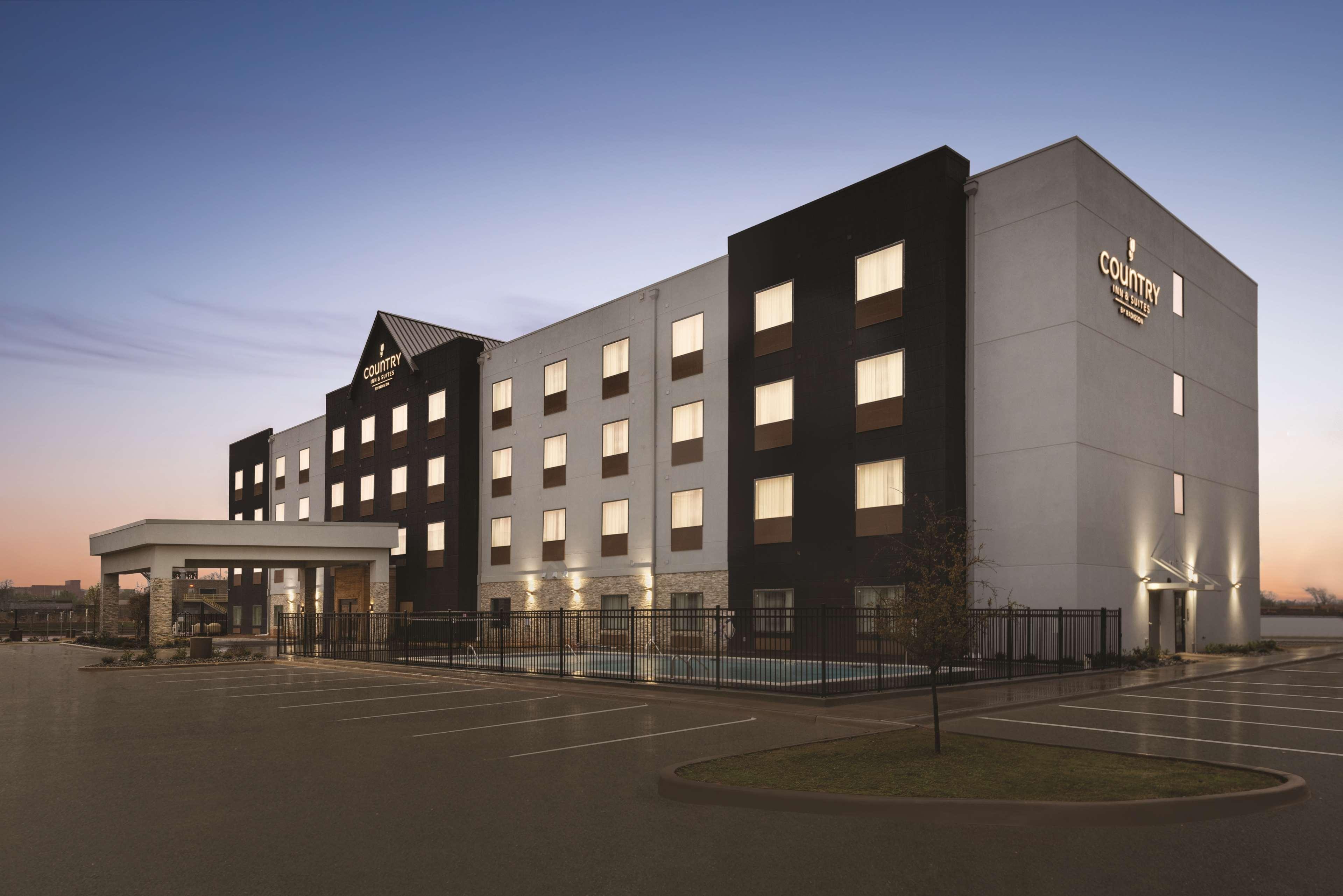 Candlewood Suites Oklahoma City - Bricktown By Ihg Exterior photo
